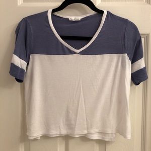 Tilly’s blue and white tee